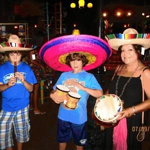 Meet your Posher, Lucy